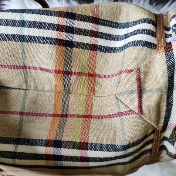 BURBERRY TOTE - Picture 10 of 12